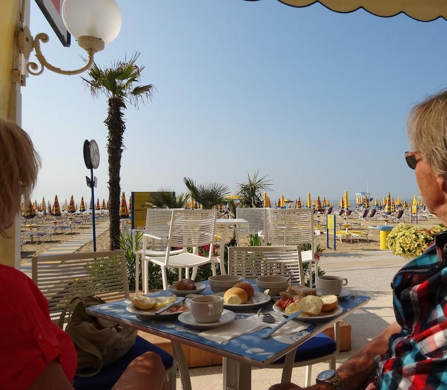 Hotel Strand A Frontemare Lido di Jesolo Bagian luar foto